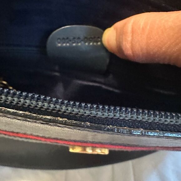 Gucci Navy and Red Crossbody Bag with Gold-Tone Hardware - Picture 13 of 16